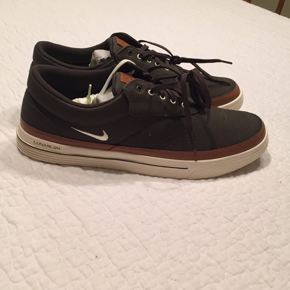 NIB - Nike Lunaron Two-Tone Wingtip Golf Shoes